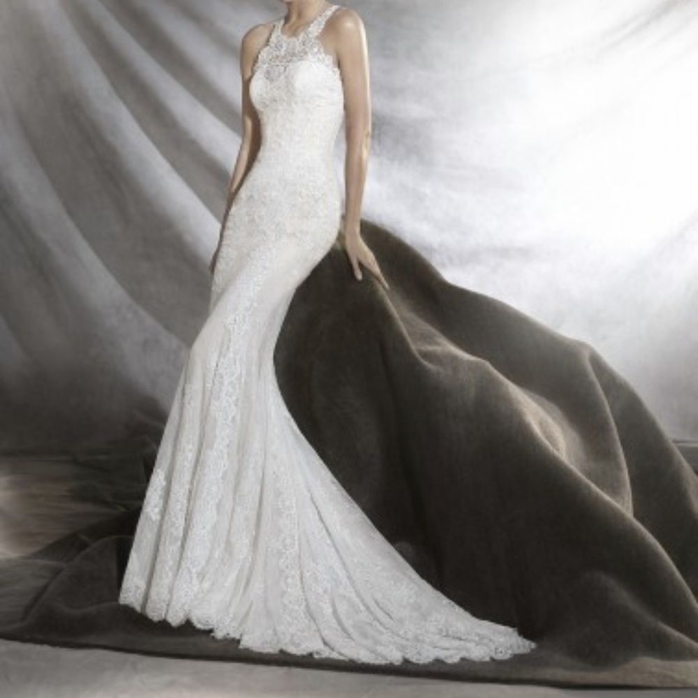 ✨⏱️Ends 4/1/24⏱️✨ Pronovias Lace Osini Wedding Dress